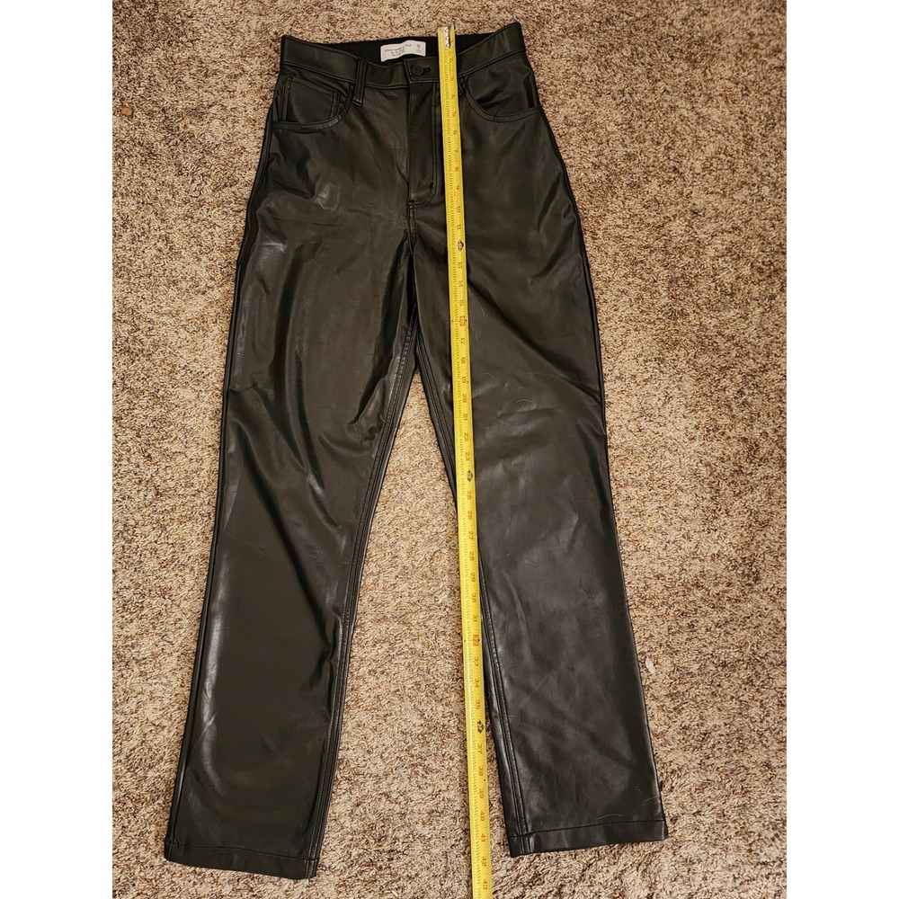 Abercrombie Curve Love 90s Straight Ultra High Rise Vegan Leather Pants 26/2 - Picture 2 of 9
